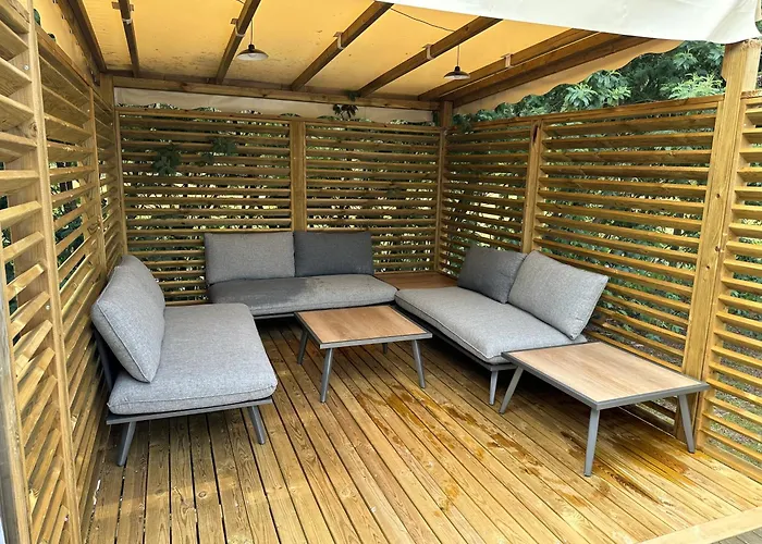 Natuara - L'ecrin Du Ferret Kamp alanı